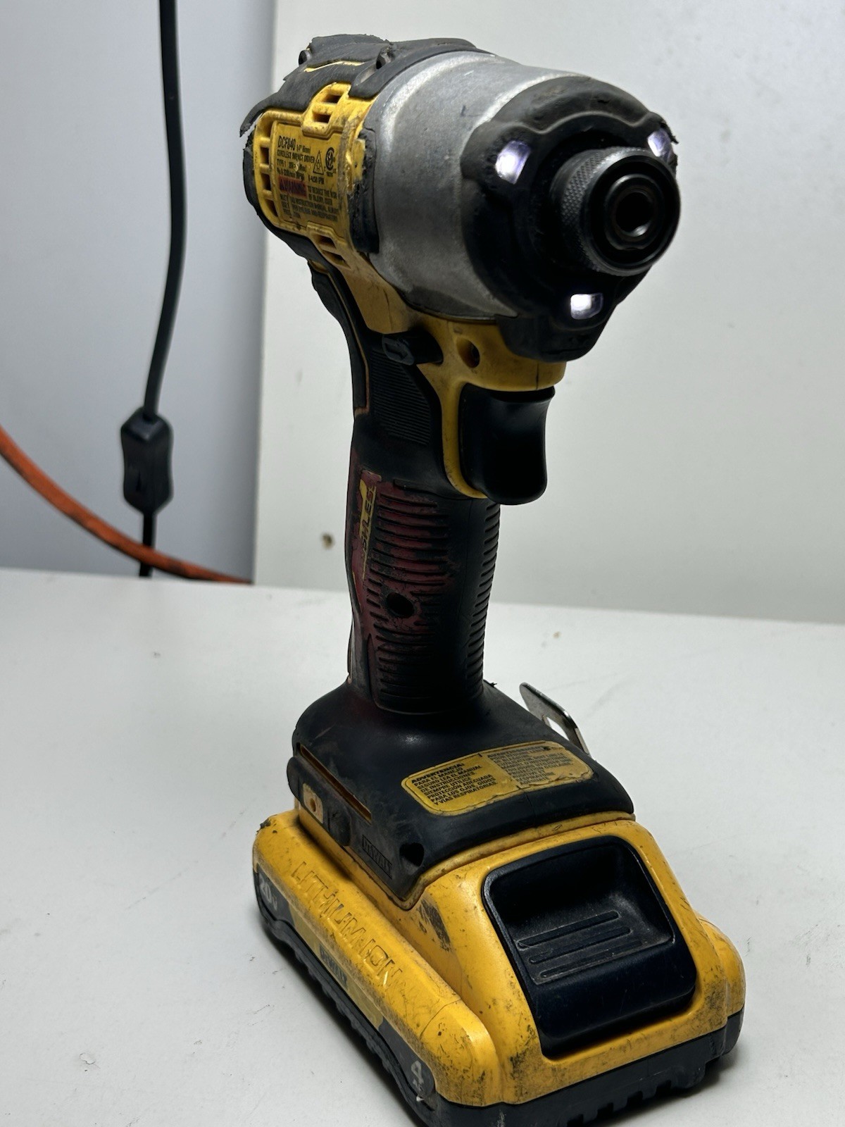 TESTED DEWALT DCF840 1/4in 20V Brushless Impact Driver W/4Ah (FREE S&H)