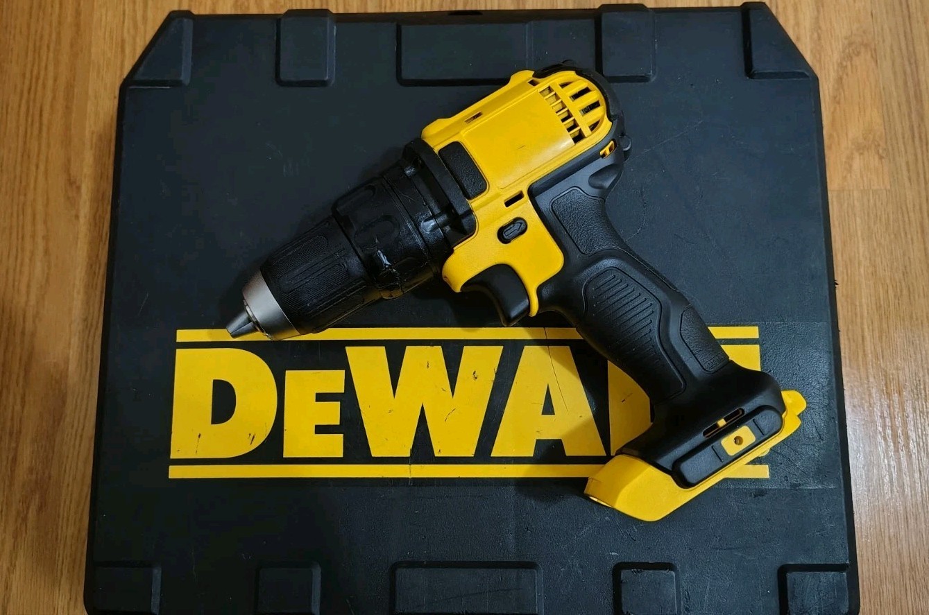 DEWALT DCD780 20V Cordless Drill Driver