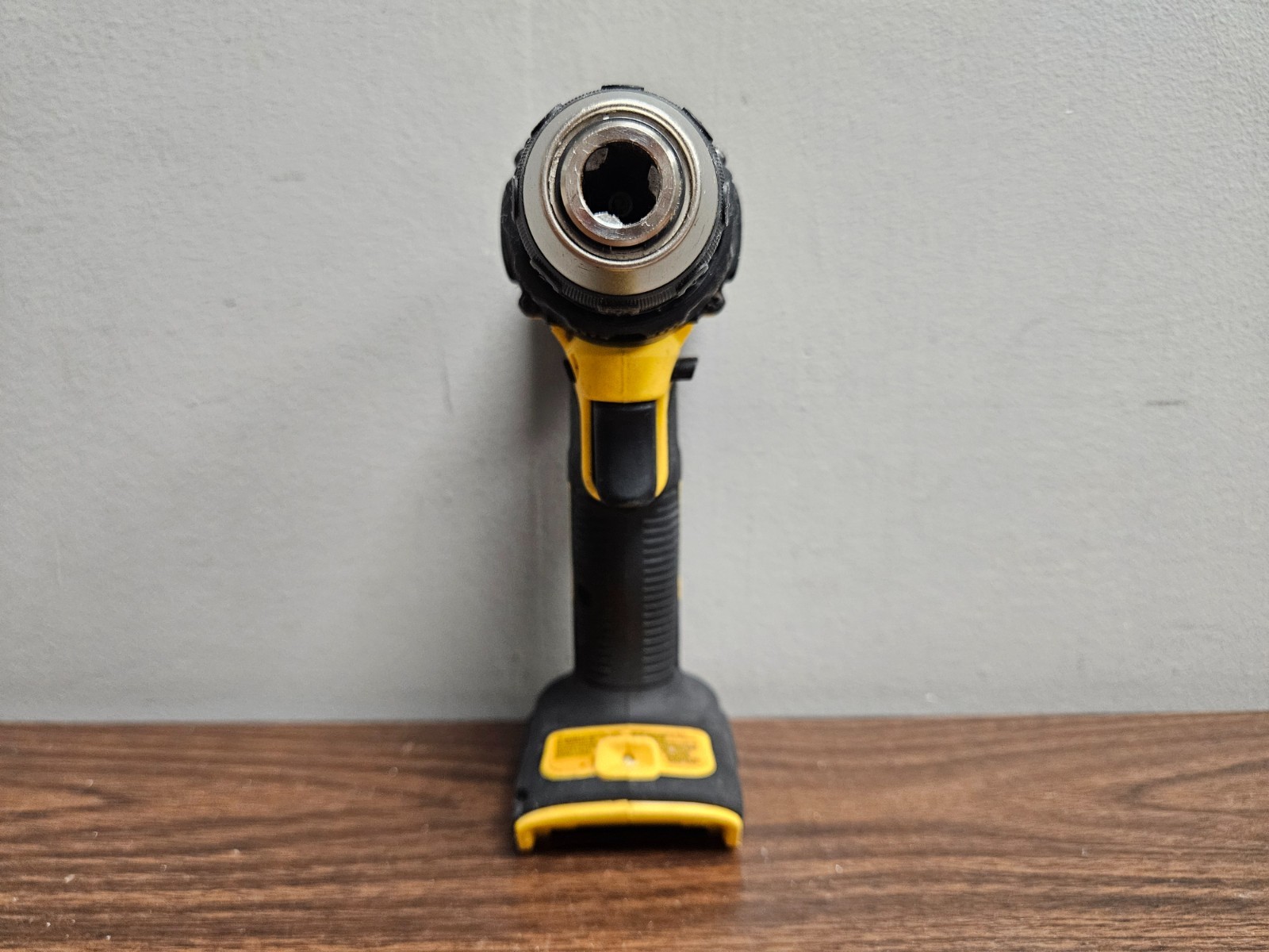 DEWALT DCD793 20V MAX Brushless 1/2 in Keyless Drill/Driver Tool Only