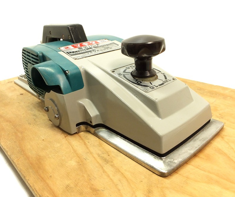 Makita 6-3/4&Prime; Planer 1806B 170mm tested 50-60Hz 1200W 12.5A 100V Used Japan