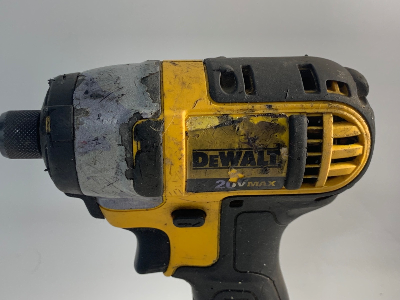 DeWalt DCF885 – 20V MAX* Cordless 1/4 in. Impact Driver (Tool Only)