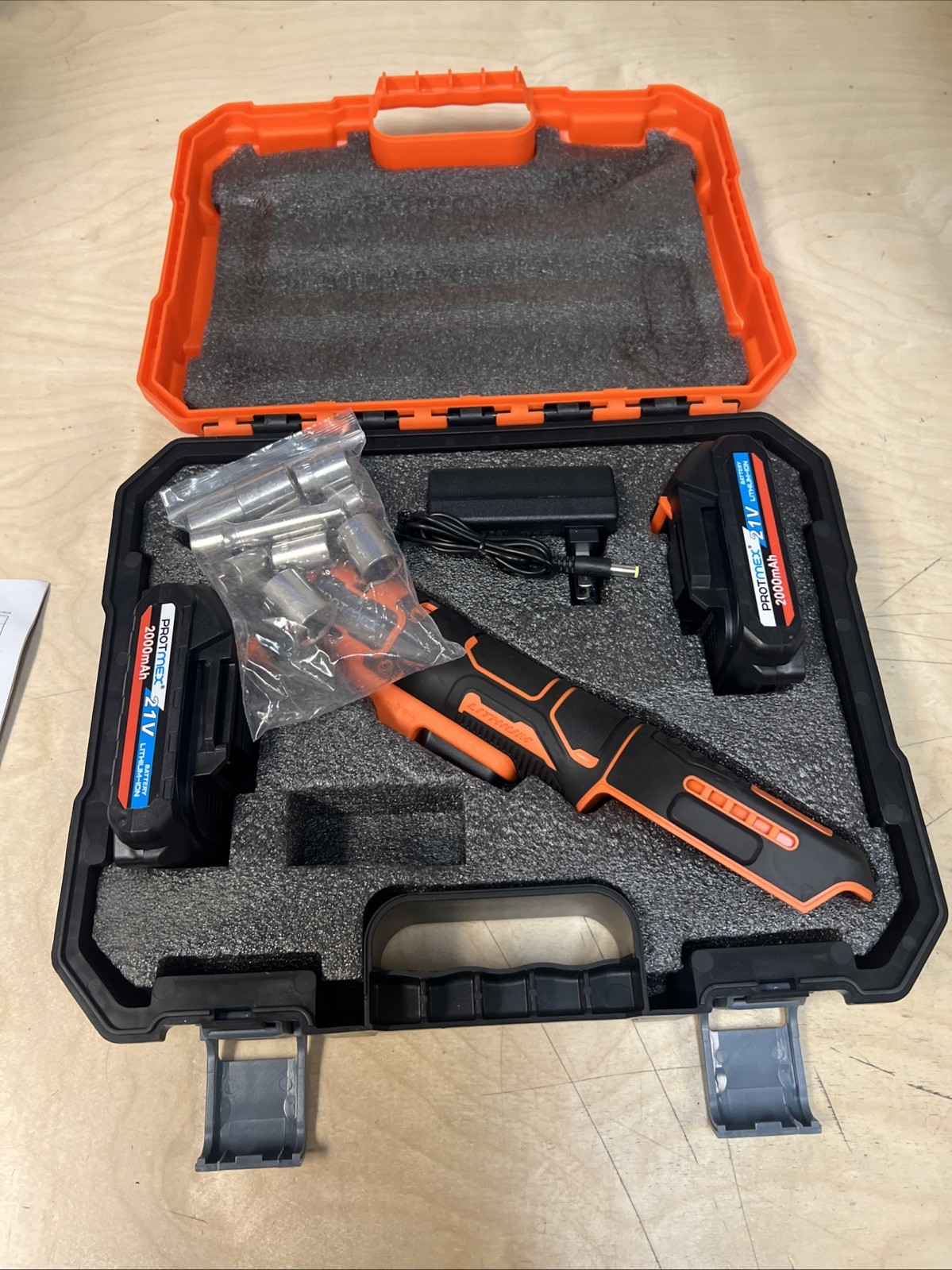 Protmex Cordless Electric Ratchet Wrench 21V 2 X 2.0Ah Battery 60FT-LBS (80N.m)