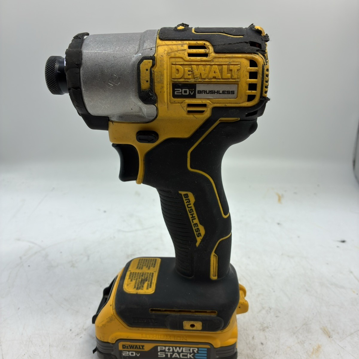 DeWalt DCF840 20V 1/4&Prime; Cordless Impact Driver W/ Power Stack Battery (GO1068113)